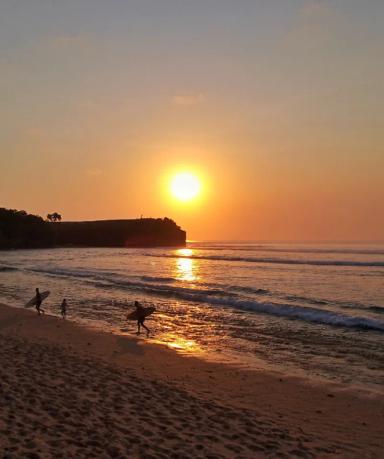 Makan Malam Jimbaran