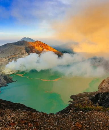 Tiba di Kawah Ijen