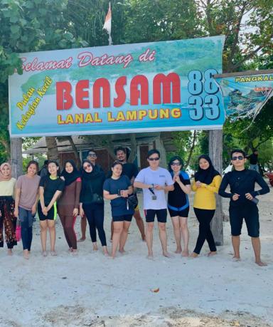 Menuju Lokasi Snorkeling