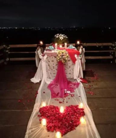 Perjalanan menuju Raja Klana Resto (Romantic Dinner)