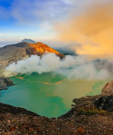 Tiba di Kawah Ijen