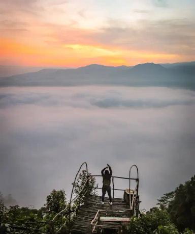 Gunung Luhur (Citorek)