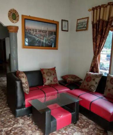 Check out Penginapan