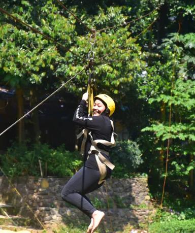 Flying Fox & Makan Siang