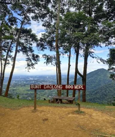 Tiba di Bukit Daolong 
