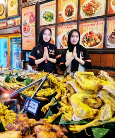RM AYAM BU NUT