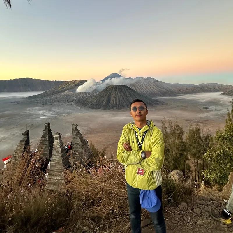 bromo-midnight-+-tumpak-sewu-start-jakarta