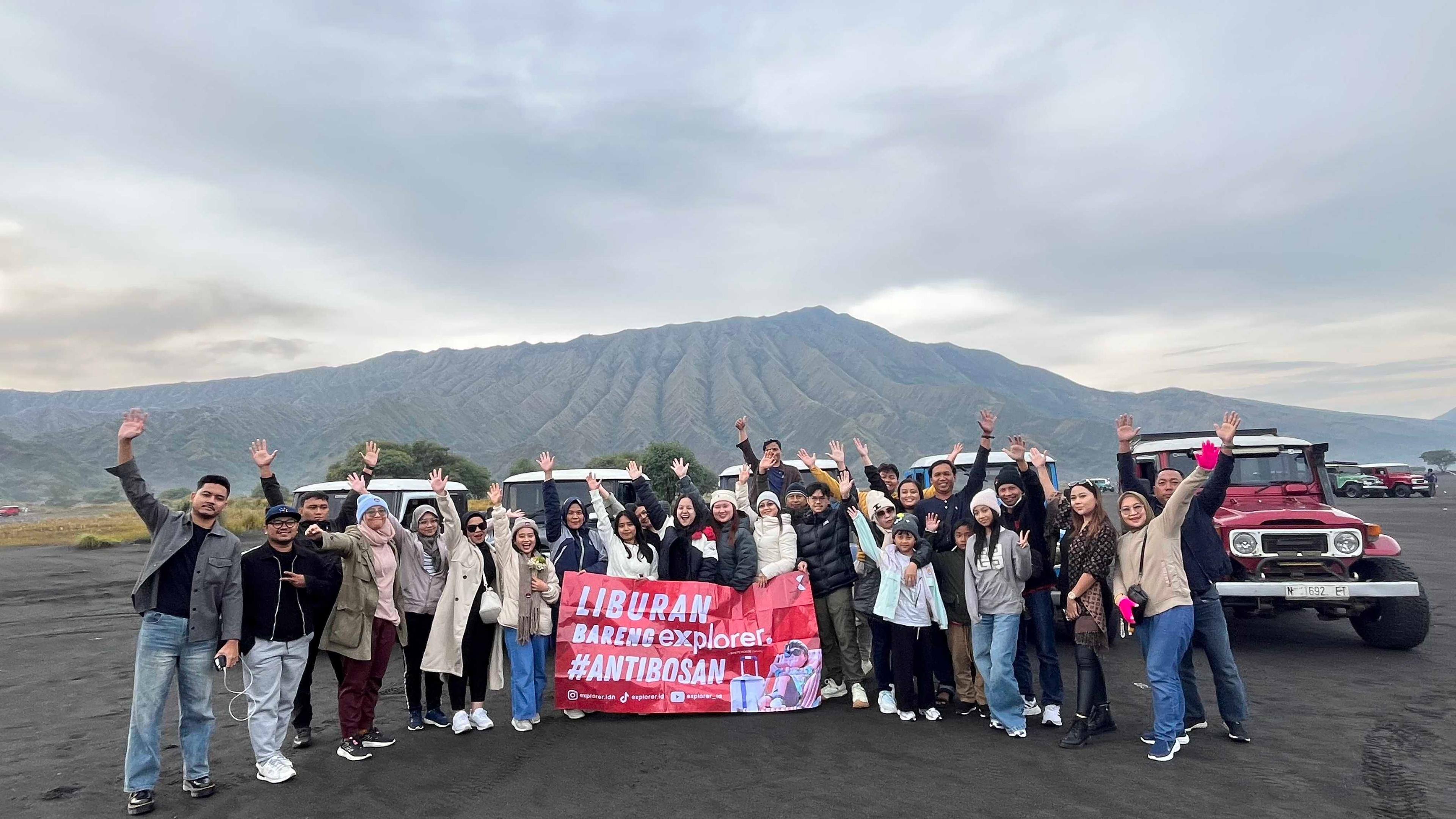 Foto review Bromo Midnight + Tumpak Sewu #Start Jakarta 1