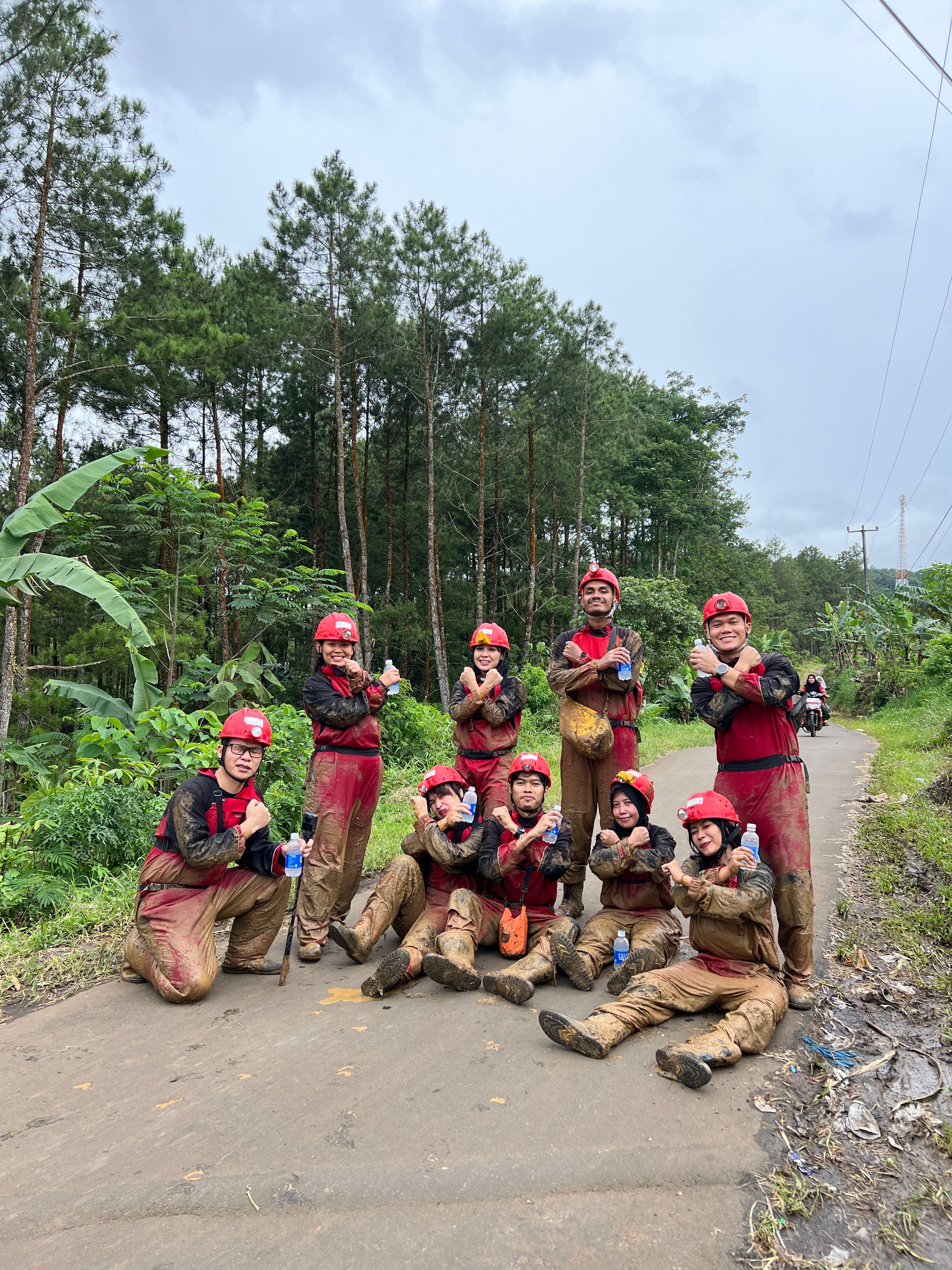 Foto review Ekspedisi Goa Buniayu 3